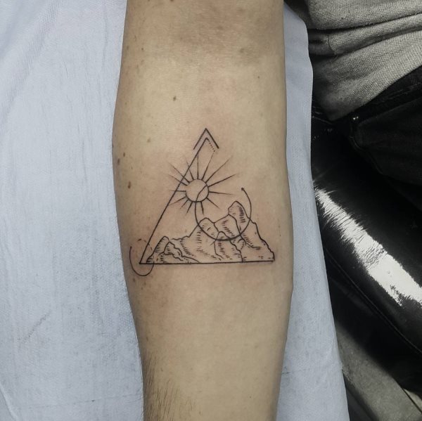 tatuaggio triangolo 191