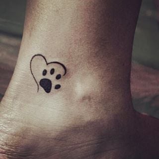 tatuaggio zampa di cane 227
