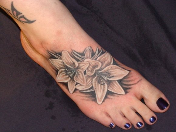 10 tatuaggi piede