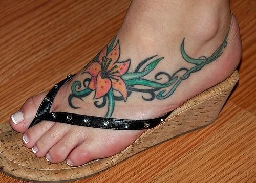 18 tatuaggi piede