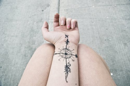 19 tatuaggio romantico braccio