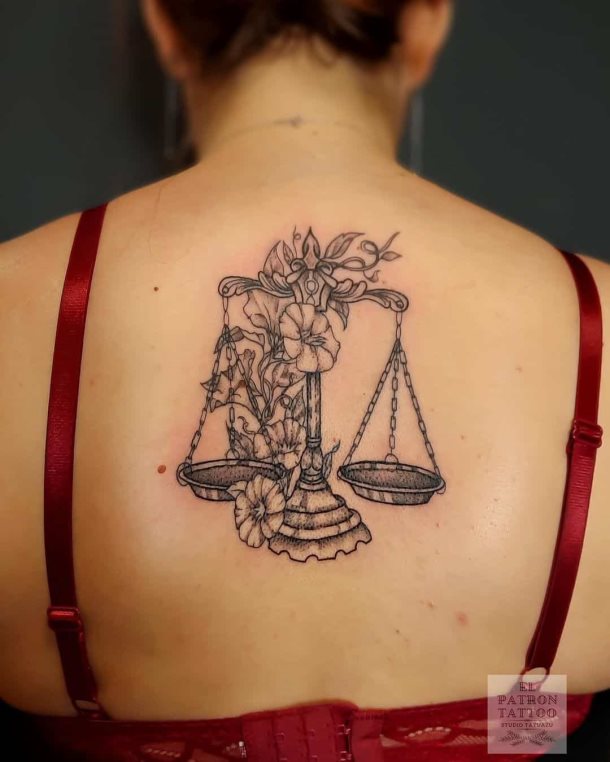 tatuaggio bilancia 04