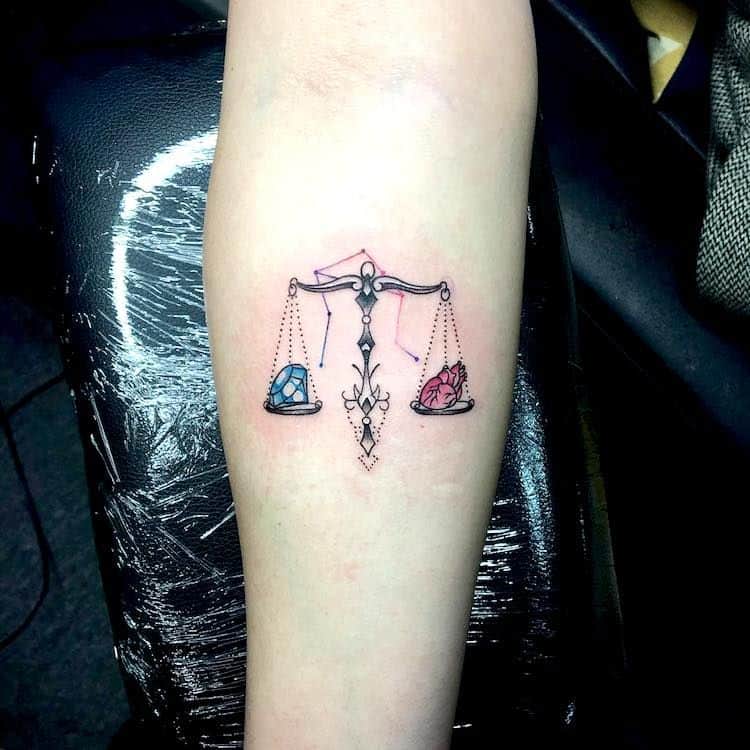 tatuaggio bilancia 28