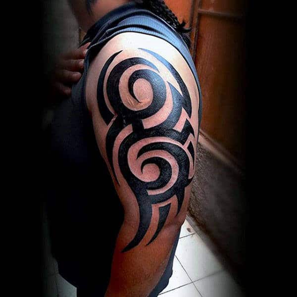 tattoo tribal braccio 44