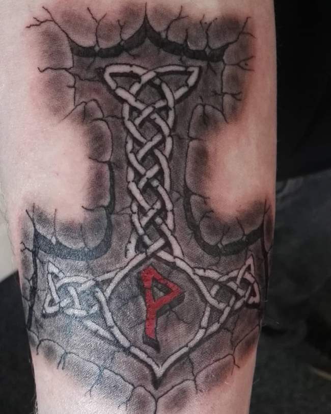 tattoo valknut 04