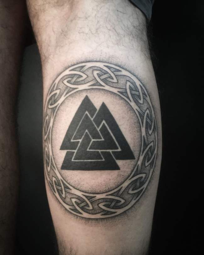 tattoo valknut 214