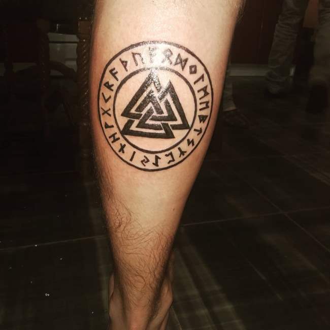 tattoo valknut 240