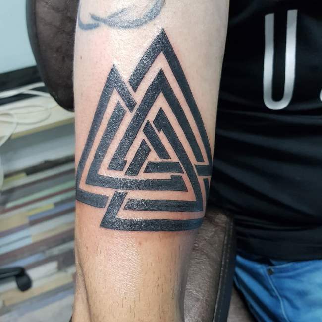 tattoo valknut 78