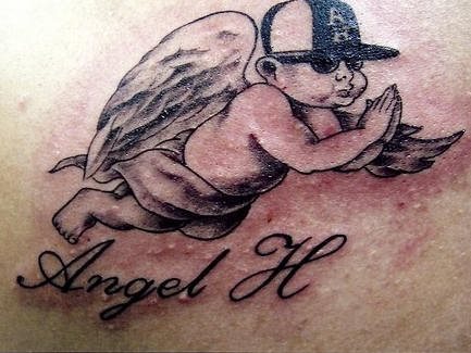 110 pequeno anjo tattoo
