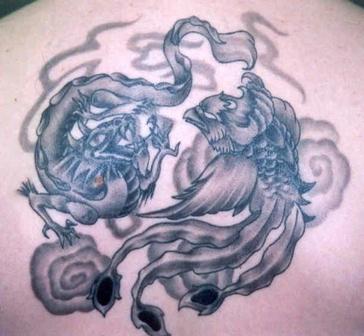 tatuagem ave fenix 33