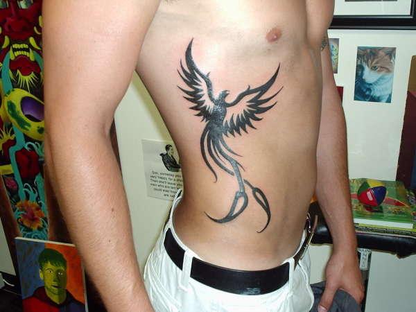 tatuagem ave fenix 42