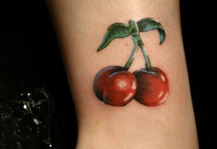 40 Tatuagens de cerejas e ginjas: Galeria de fotos