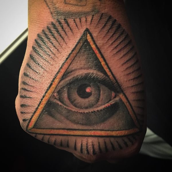 tatuagem triangulo 127