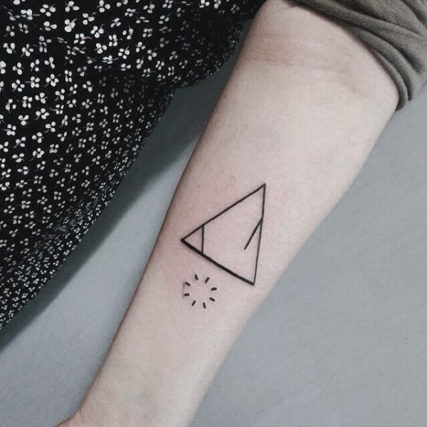 tatuagem triangulo 89