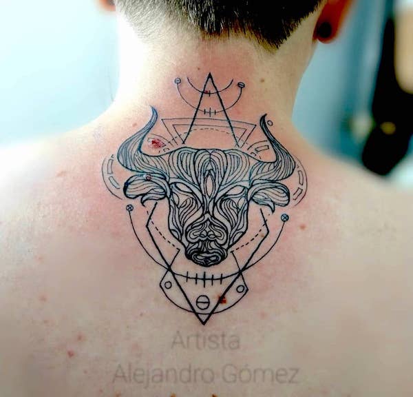 tatuagem signo touro 50