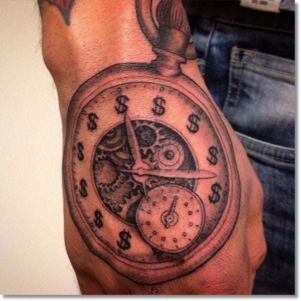 tatuaj ceas de buzunar 11